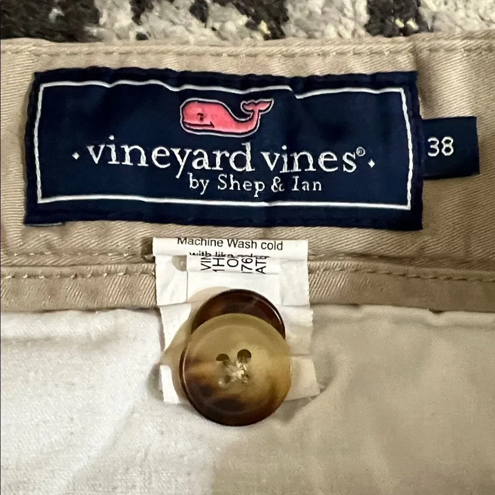 Vineyard Vines Men's Khaki Flat Front Shorts